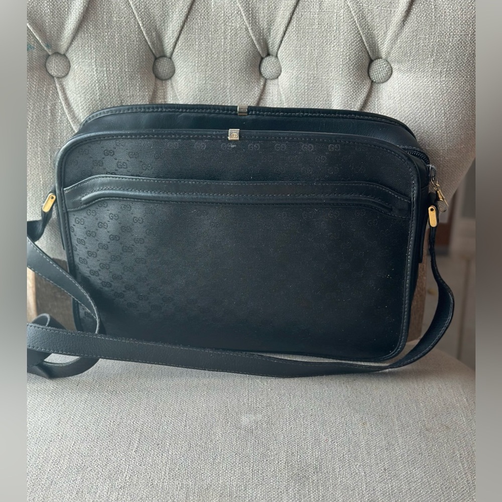 Vintage Gucci crossbody